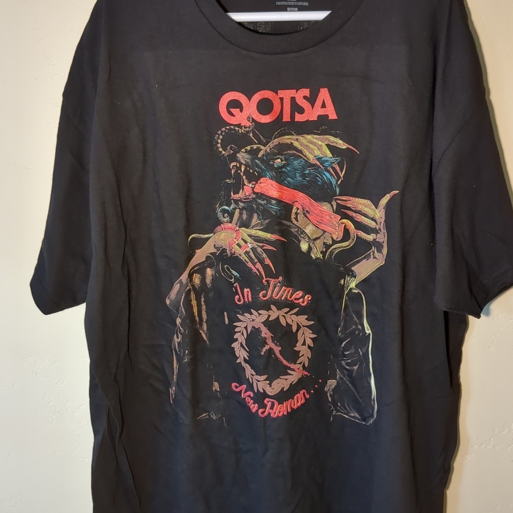 Queens of the South tour merch